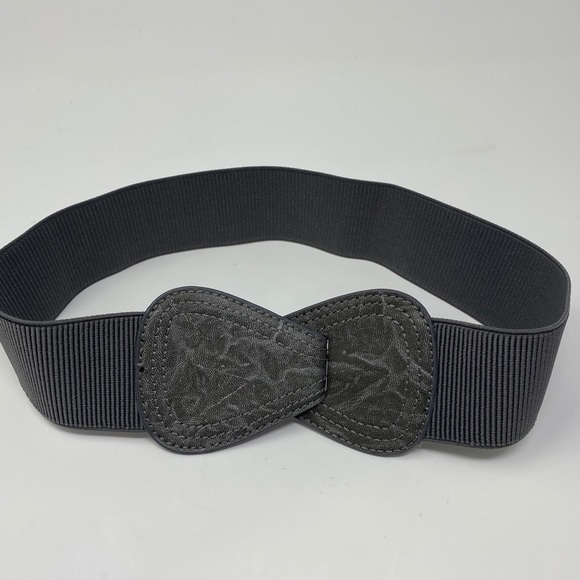 Anthro “Snake Bite Belt” by Linea Pelle - Picture 3 of 10